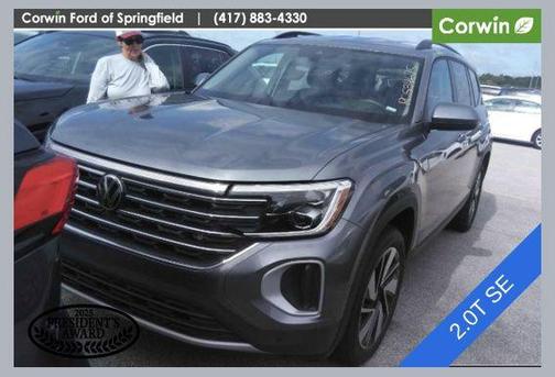 Platinum Gray Metallic 2024 Volkswagen Atlas 2.0T SE w/Technology 4MOTION