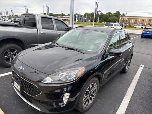 2020 Ford Escape SEL
