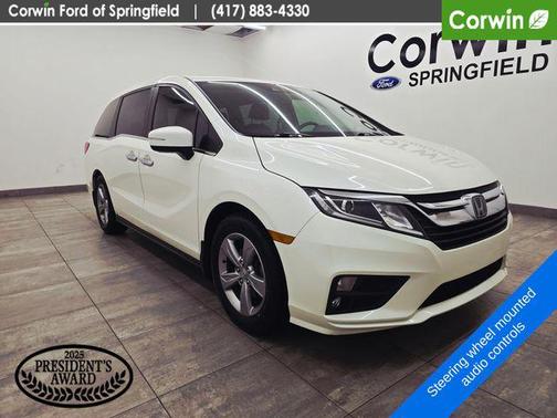 White Diamond Pearl 2018 Honda Odyssey EX-L