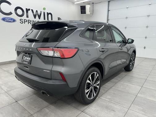 2021 Ford Escape SE
