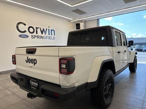 2024 Jeep Gladiator Willys