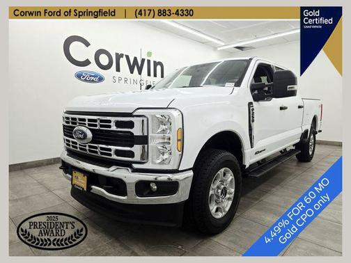 Oxford White 2025 Ford F-250 XLT