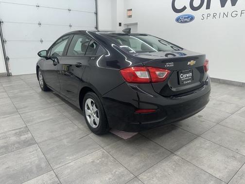 2018 Chevrolet Cruze LS