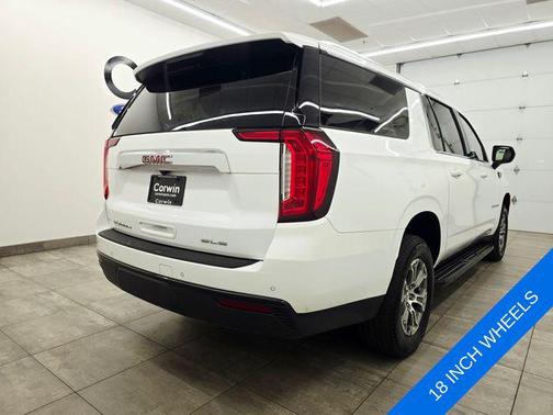 Summit White 2024 GMC Yukon XL SLE