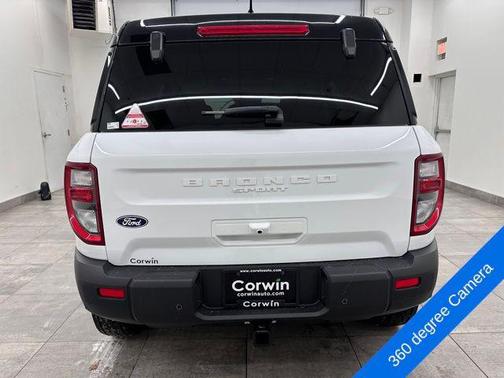 Oxford White 2026 Ford Bronco Sport Badlands