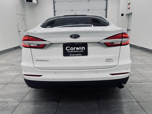 2020 Ford Fusion SEL