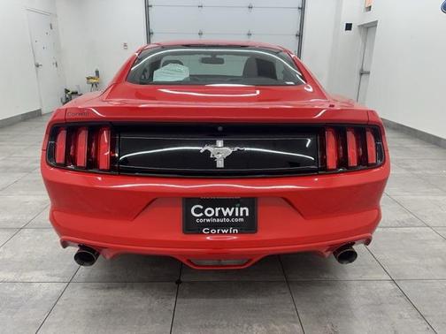 2015 Ford Mustang V6
