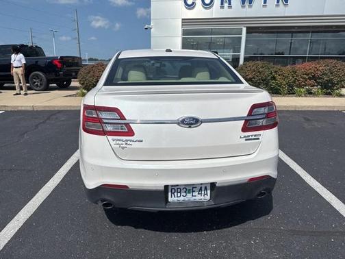 2017 Ford Taurus Limited