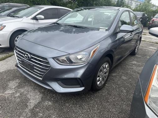 2020 Hyundai Accent SE