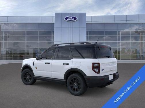 Oxford White 2026 Ford Bronco Sport Badlands
