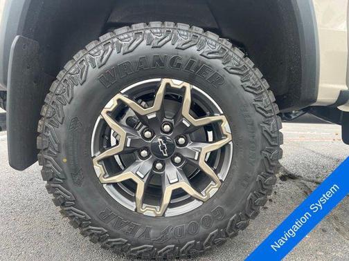 White Sands 2026 Chevrolet Colorado ZR2