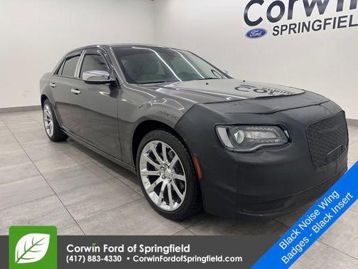 2022 Chrysler 300 Touring