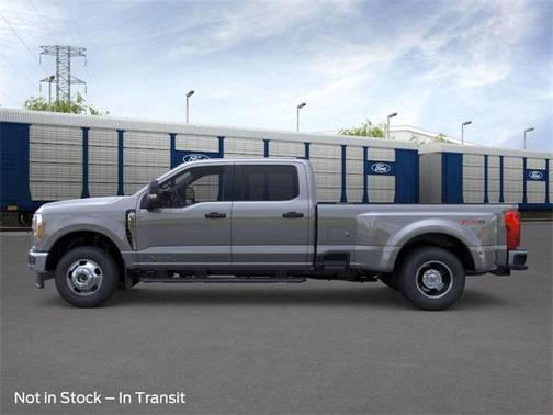 2026 Ford F-350 XLT