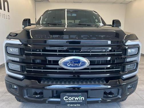 2025 Ford F-250 Platinum