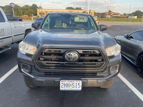 2018 Toyota Tacoma SR