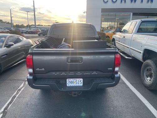 2018 Toyota Tacoma SR