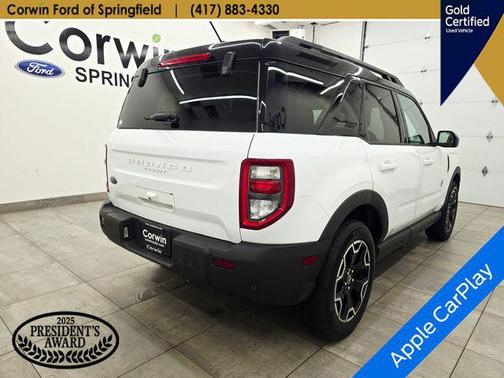 Oxford White 2025 Ford Bronco Sport Outer Banks