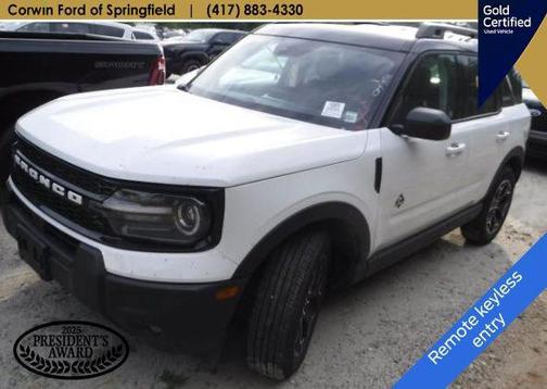 Oxford White 2025 Ford Bronco Sport Outer Banks