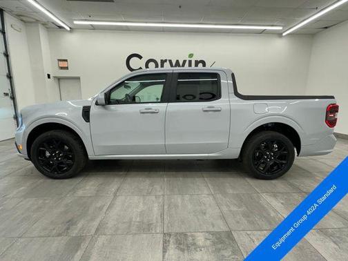 Space White Metallic 2026 Ford Maverick Lobo Standard