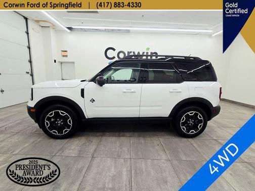 Oxford White 2025 Ford Bronco Sport Outer Banks