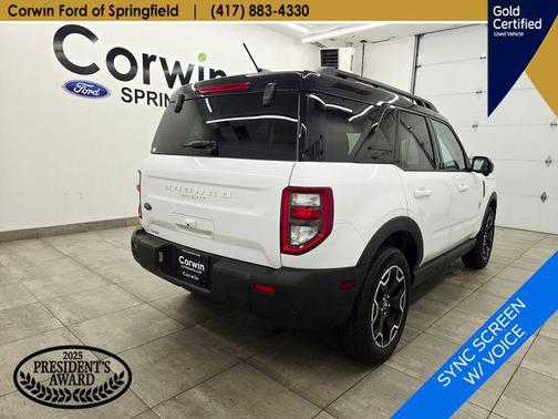 Oxford White 2025 Ford Bronco Sport Outer Banks