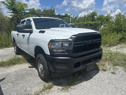 2024 RAM 2500 Tradesman Crew Cab 4x4 6'4' Box