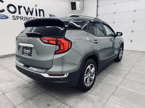 2020 GMC Terrain SLT