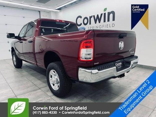 2022 RAM 2500 Tradesman Crew Cab 4x4 6'4' Box