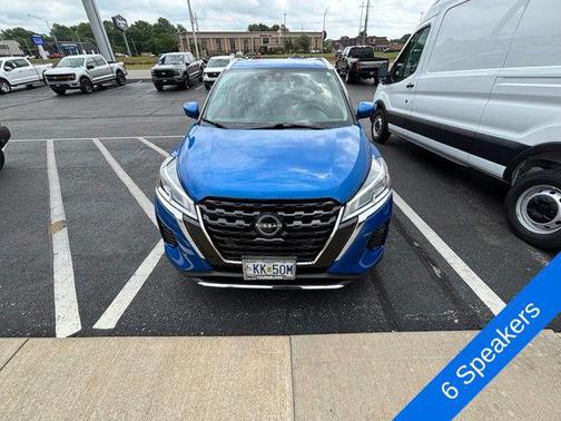 Electric Blue Metallic 2022 Nissan Kicks SV