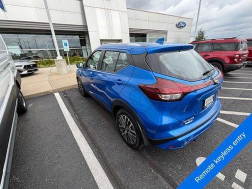 Electric Blue Metallic 2022 Nissan Kicks SV