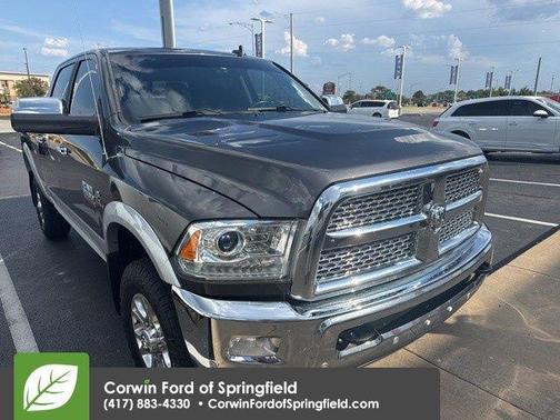 2018 RAM 2500 Laramie Crew Cab 4x4 6'4' Box