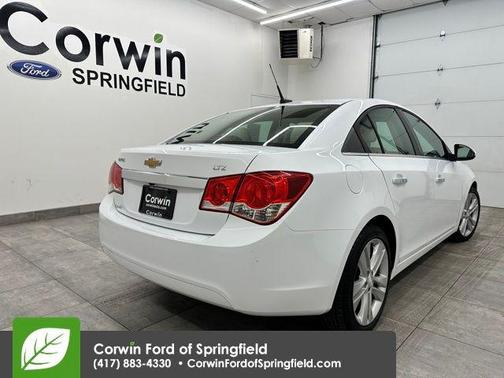 Summit White 2013 Chevrolet Cruze LTZ