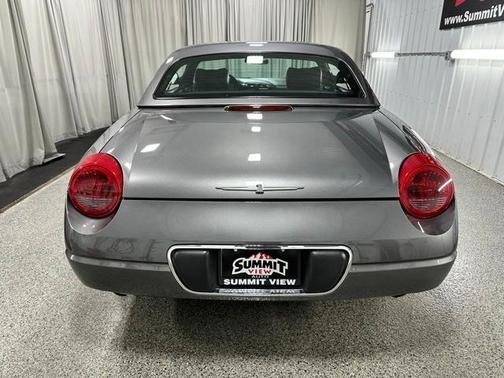 2003 Ford Thunderbird