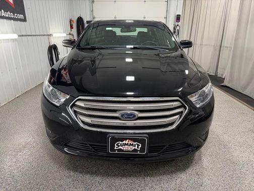 Shadow Black 2018 Ford Taurus SEL