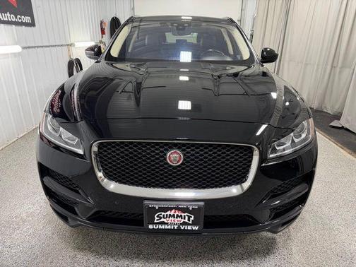 Narvik Black 2019 Jaguar F-PACE 25t Premium