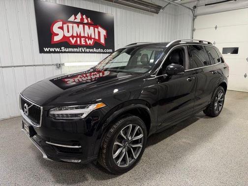 2018 Volvo XC90 T5 Momentum