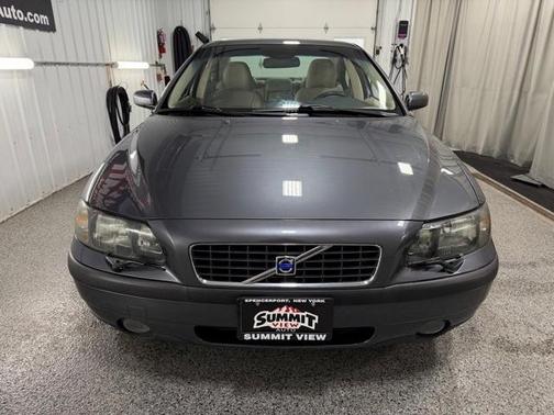 2004 Volvo S60 2.5T