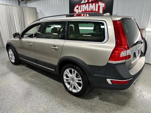 2016 Volvo XC70 T5 Premier