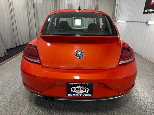 2018 Volkswagen Beetle 2.0T Coast