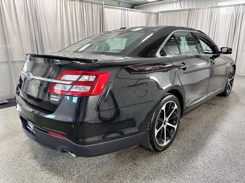 2015 Ford Taurus SEL