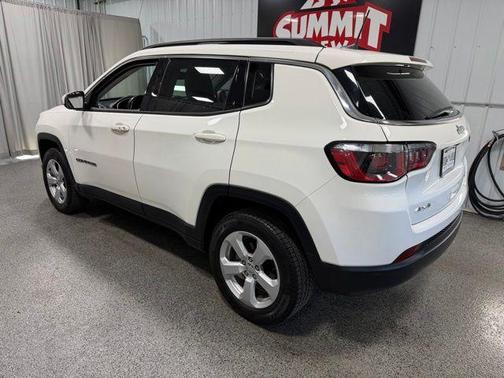 White Clearcoat 2019 Jeep Compass Latitude