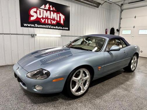 2003 Jaguar XKR