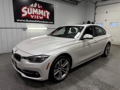 2018 BMW 330 i xDrive