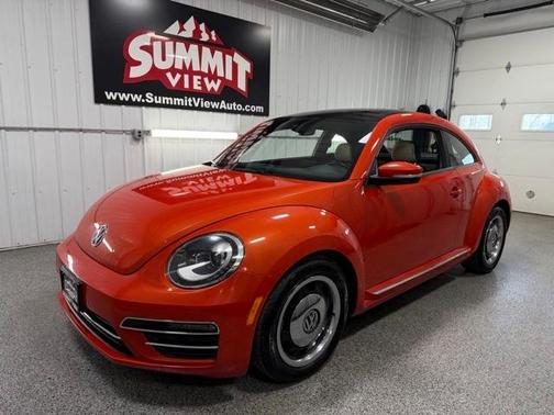 2018 Volkswagen Beetle 2.0T Coast