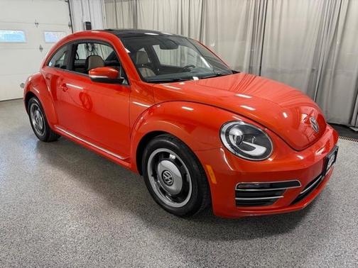 2018 Volkswagen Beetle 2.0T Coast