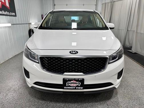 2017 Kia Sedona LX