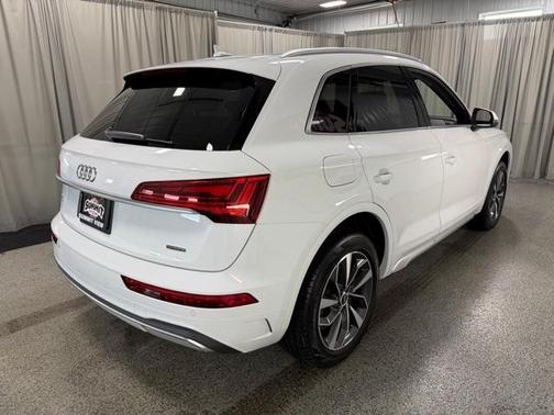 2021 Audi Q5 40 Premium Plus