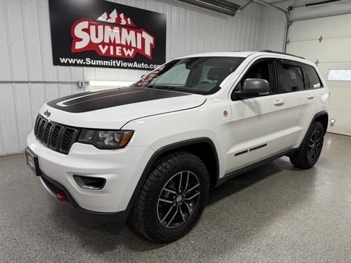 2017 Jeep Grand Cherokee Trailhawk