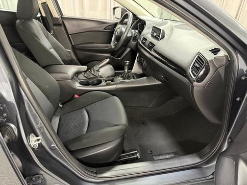 2014 Mazda Mazda3 i Sport