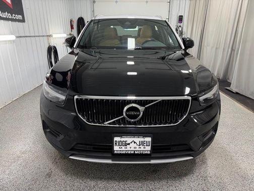 Black Stone 2019 Volvo XC40 T5 Momentum
